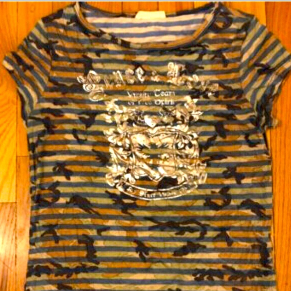 YAG Blue Camo Tee T-Shirt Silver Emblem Coat Arms Peace Love Varsity Free Spirit